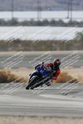 media/Nov-16-2025-Race Pace (Sun) [[8c5fa54630]]/Non Verified Riders (1st 20 Minutes)/1-Turn 14 (10am)/